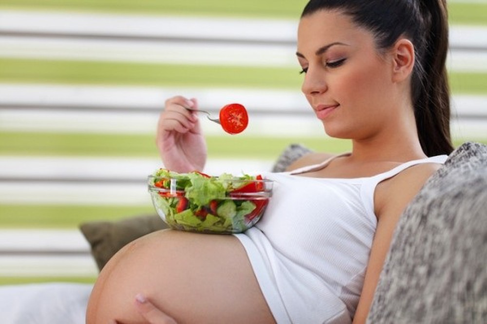 Mẹ bầu cần thay đổi lối sống tích cực và lành mạnh để tránh bệnh đái tháo đường thai kỳ