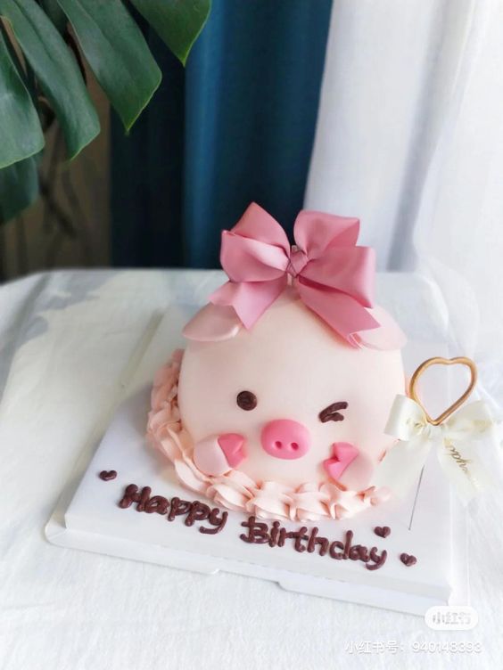Tổng hợp những bánh sinh nhật con heo dễ thương